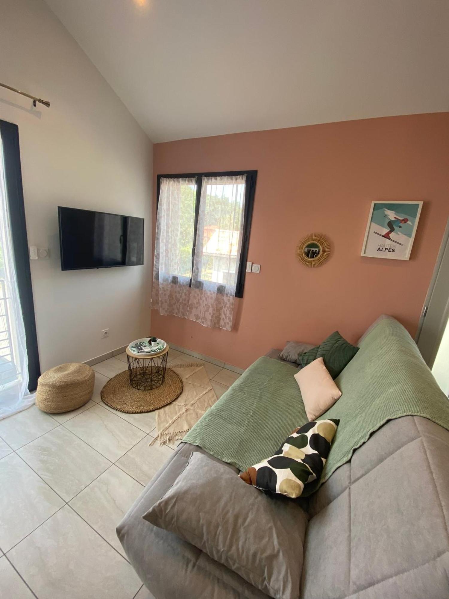 Appartement 2 A 4 Personnes, Une Pause Au Vert Chateauvieux  Exteriér fotografie